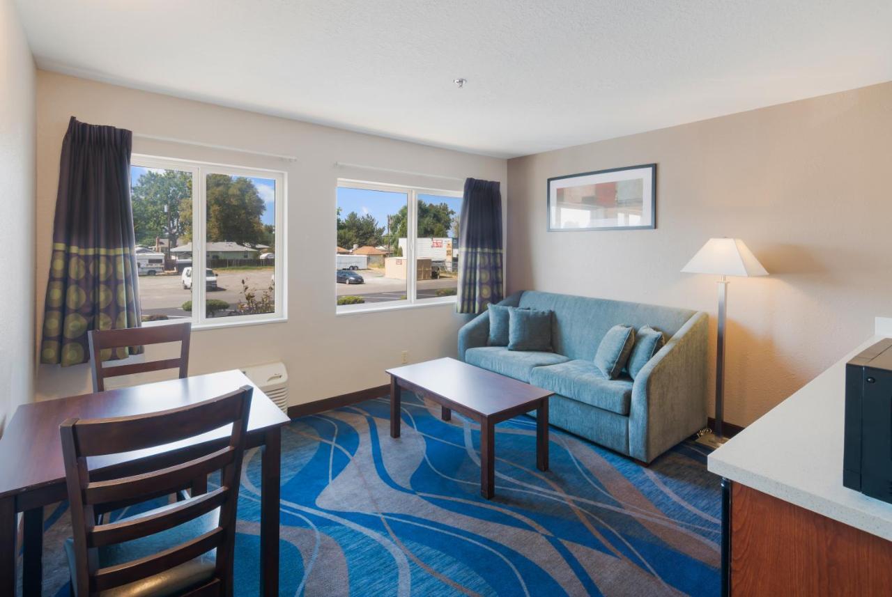 Red Lion Inn & Suites Kennewick Tri-Cities Ngoại thất bức ảnh