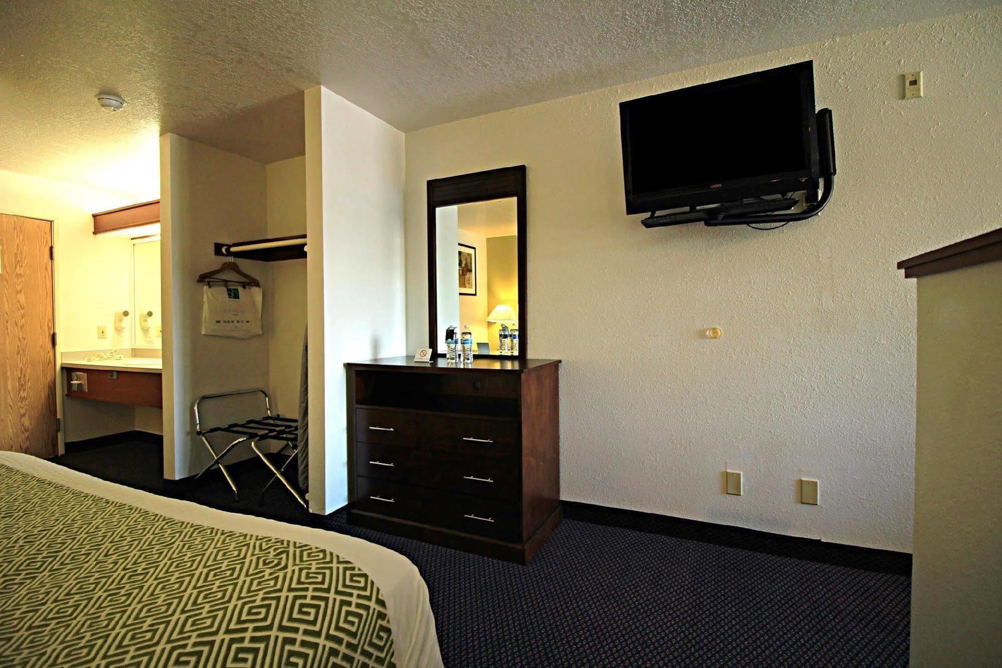 Red Lion Inn & Suites Kennewick Tri-Cities Ngoại thất bức ảnh