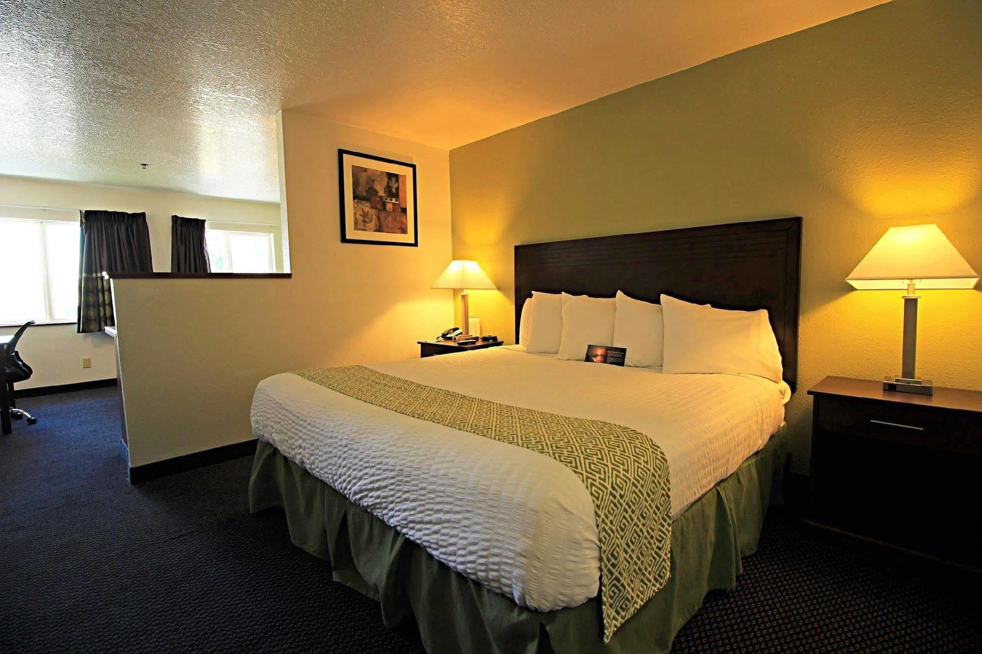 Red Lion Inn & Suites Kennewick Tri-Cities Ngoại thất bức ảnh